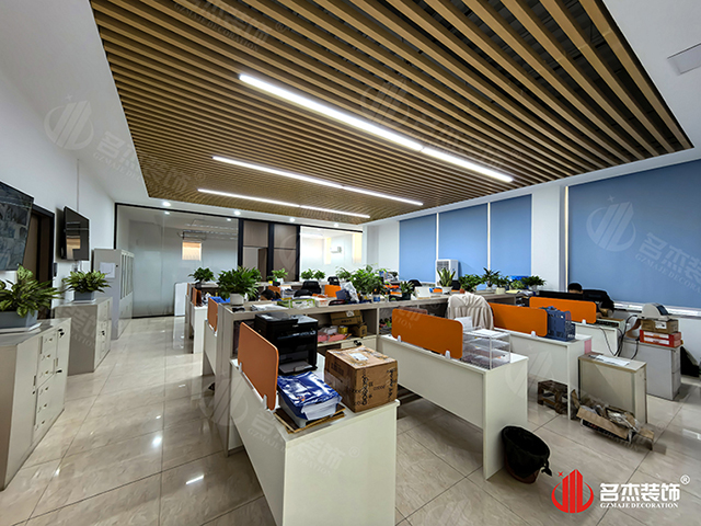 一樓辦公區(qū)